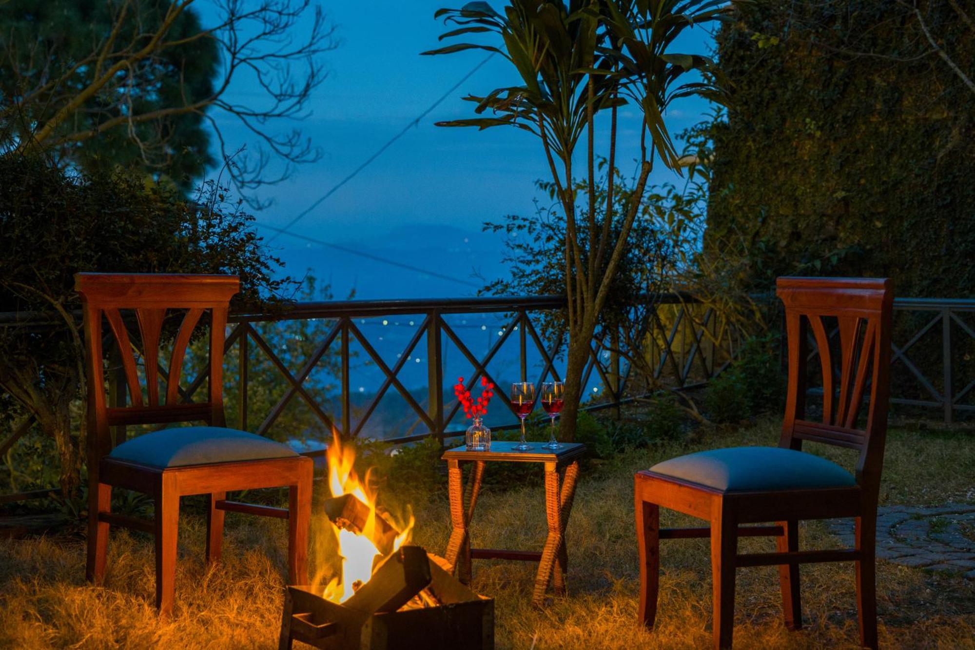 Alaya Stays Mehar Villa - 3 Bhk With Garden & Scenic Views Kasauli Exterior foto