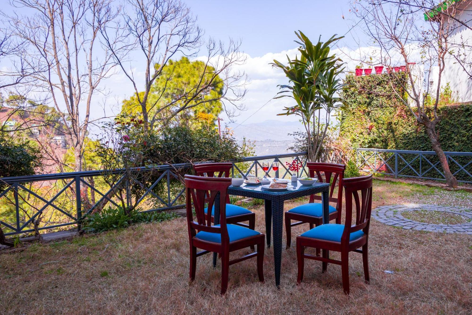 Alaya Stays Mehar Villa - 3 Bhk With Garden & Scenic Views Kasauli Exterior foto